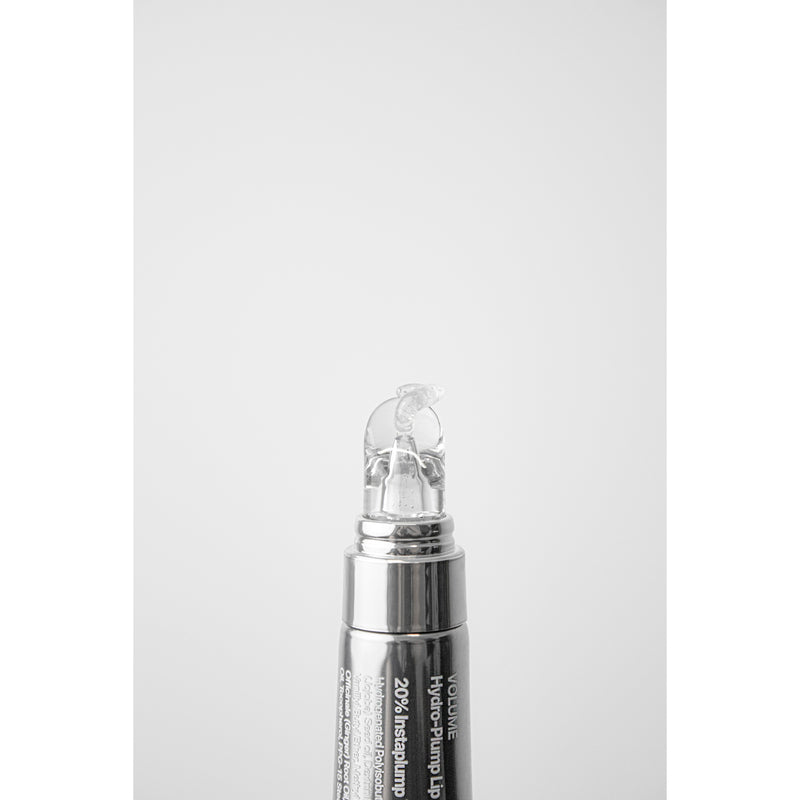 Transparent Lab Volume Hydrating Lip-Plumping Treatment. Täidlust ja niisutust andev huulepalsam 15ml