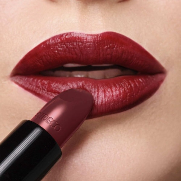 Artdeco Perfect Color Lipstick 810 Confident Style. Huulepulk 4g