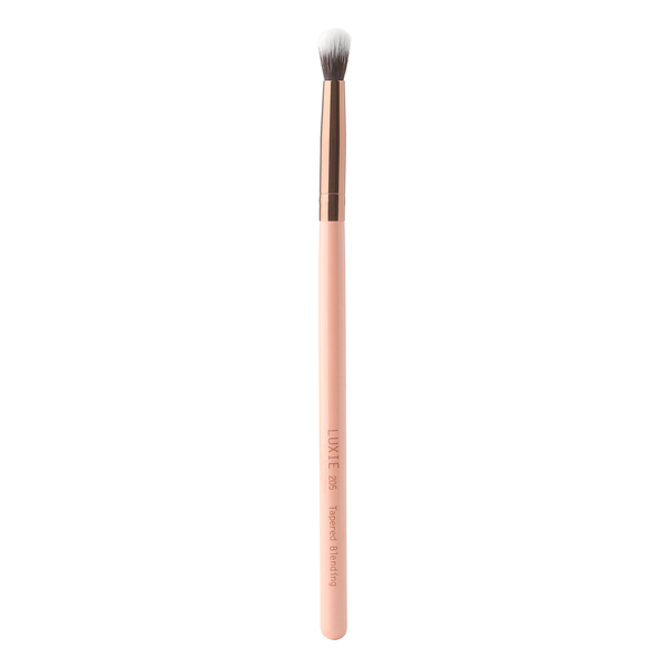 Luxie Rose Gold Collection 205 Tapered Blending Brush. Kitseneva otsaga lauvärvi hajutamispintsel 1tk