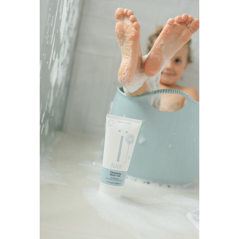 Naïf Baby & Kids Cleansing Wash Gel. Pisaravaba pesugeel puuvillaseemne ekstraktiga beebidele/lastele 200ml
